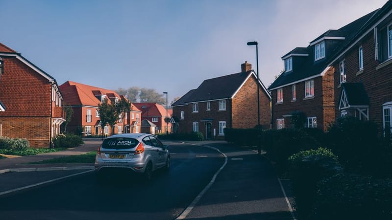 Heat Pump for a 4-Bed Detached UK: Sizing & Picks