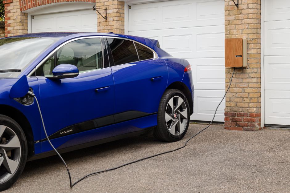 Heat Pump for EV-Charging Households UK 2026