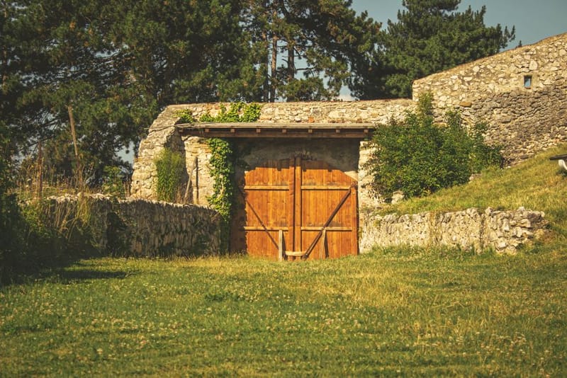 Heat Pump for Converted Barns + Outbuildings UK 2026